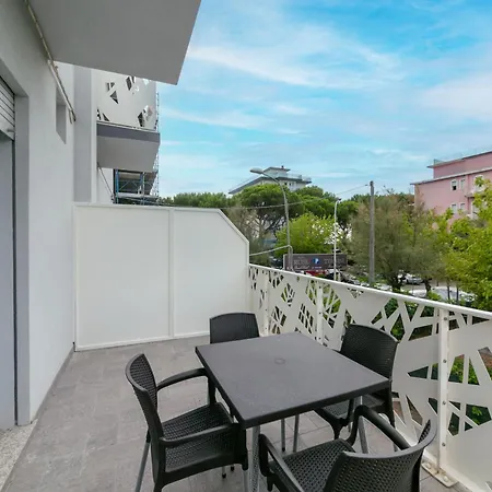 Adele Apartment *